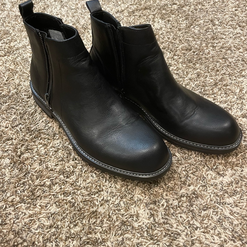 Black Leather Men's Ankle Boots